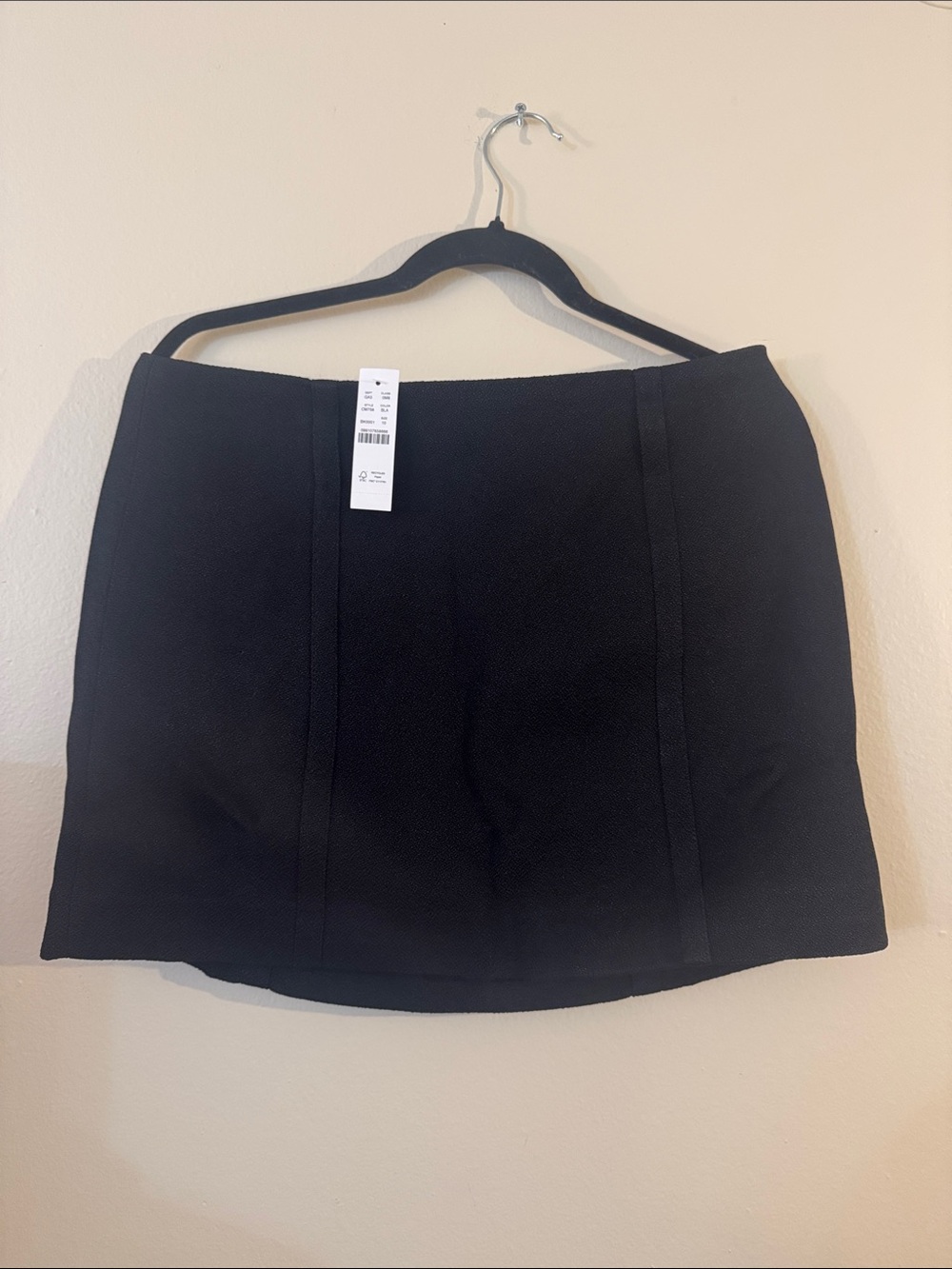 J. Crew Black Mini Skirt Textured Viscose Sz 8 Petite.